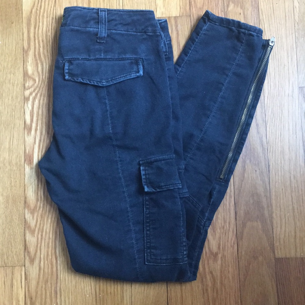 💎▪️J Brand Cargo Jeans▪️💙